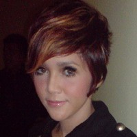 Maia Curhat di Konser Slank