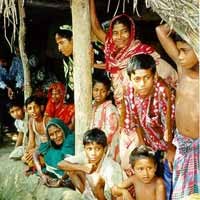 Kemahalan, Bangladesh Potong Tarif Internet