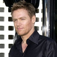 Bryan Adams Kencani Bond Girl
