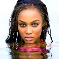 Tyra Banks Ketularan Adopsi