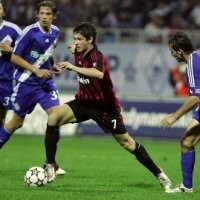 Pato Debut Lawan Napoli