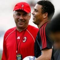 Carletto Yakin Ronaldo Bertahan