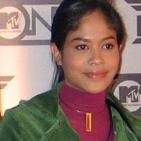 Cokelat Gaet Vokalis Frente! di Album Baru