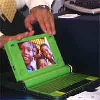 Tak Penuhi Janji, Negroponte Kritik Intel