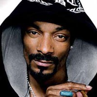 Snoop Dogg Tinggalkan Musik Hip-hop