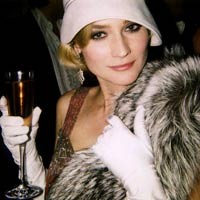 Trend Alert: Gaya Glamor ala 20-an