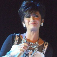 Krisdayanti Dicuekin Erwin Gutawa