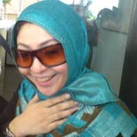 Sidang Cerai Memanas, Kakak Sarah Vi Emosi