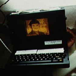 Pengguna Laptop Pertama Dunia? 