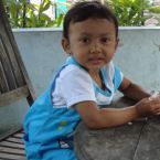 Dini, 2,7 Tahun; Perempuan; f