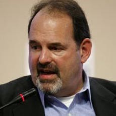 Microsoft Rekrut Mantan Bos GM dan Disney