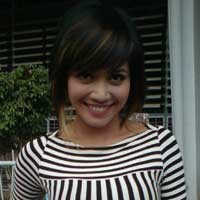 Denada Takut Dicolek Pria Iseng