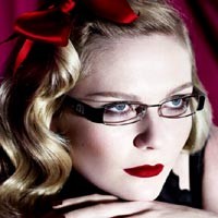Kirsten Dunst Model Miu Miu Terbaru
