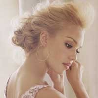 Jessica Alba Takut Menyusui