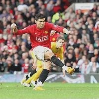 Ronaldo Bawa MU Melaju