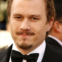 Johnny Depp Gantikan Peran Heath Ledger?