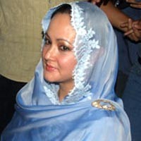 Emoh Dicerai Bambang, Halimah Wajib Curhat