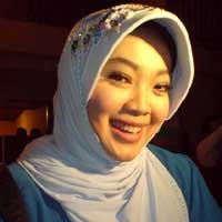 Rina Gunawan Enjoy Ngurus Cucian