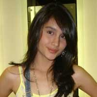 Cinta Laura Ingin Jadi Trendsetter Bahasa