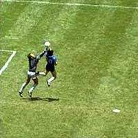 Maradona Minta Maaf Soal Gol Tangan Tuhan