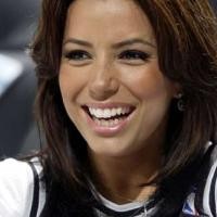 Eva Longoria Ingin Jadi Penyanyi