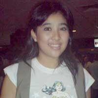 Olivia Zalianty Berurai Air Mata di Beijing