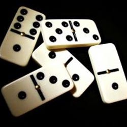 Menanti Efek Domino Penurunan Tarif Telepon