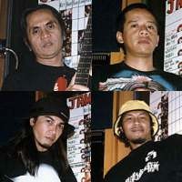 Jamrud Berburu Vokalis Perempuan