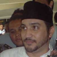 Jelang Valentine, Gary Iskak Sidang Cerai