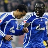 Schalke Dekati Bayern dan Bremen