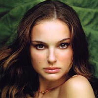Natalie Portman Bosan jadi Wanita Nakal