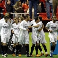 Gagal Empat Besar, Sevilla Cuci Gudang