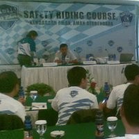 Gandeng Polisi, U Bikers Bandung Tebar Virus Safety Riding