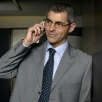 Awas, Sering Telepon Bikin Sperma Rusak