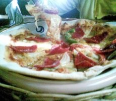 Pizza Alternatif ala Warung Laos