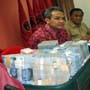 Mulut Menganga Lihat Tumpukan Eks Duit FPDIP Rp 3,4 Miliar