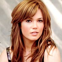 Mandy Moore Takut Sendirian