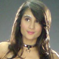 Cinta Laura Suka Lagu Ahmad Dhani