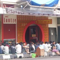 Lautze 2 Mengusung Warna Merah 