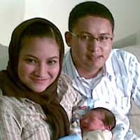 Natalie Sarah Melahirkan 4 Menit