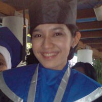 Dhini Aminarti Punya Pendamping di Malam Hari