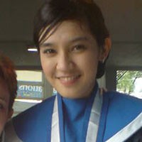 Dhini Aminarti Menikah 2010