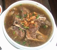 Menikmati Kuliner Peranakan Jadoel