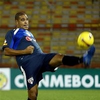 Ke Milan Saja, Adriano