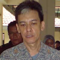 Fariz RM Nangis Minta Dibebaskan