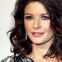 Rahasia Sensual ala Catherine Zeta-Jones 