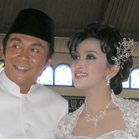 Willy Dozan Contek Ariel Peterpan