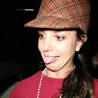 Britney Spears Beli Gajah 