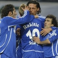 Schalke Amankan Tempat di Eropa