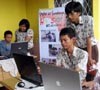 Wow..,Tugas Rumah Siswa SMAN 21 Pakai Email